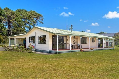Photo of property in 95 Ymca Road, Mahia, 4198