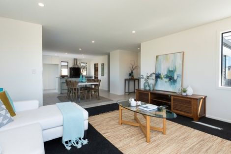 Photo of property in 1 Furlong Road, Papamoa, 3118