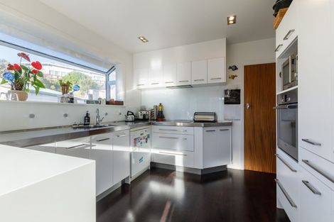 Photo of property in 7 Krishna Way, Khandallah, Wellington, 6035