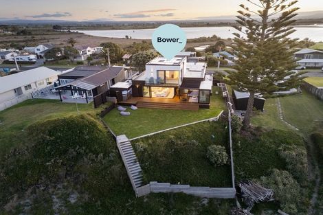 Photo of property in 553 Pukehina Parade, Pukehina, Te Puke, 3189