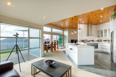 Photo of property in 3b Sunset Street, Bell Block, New Plymouth, 4312