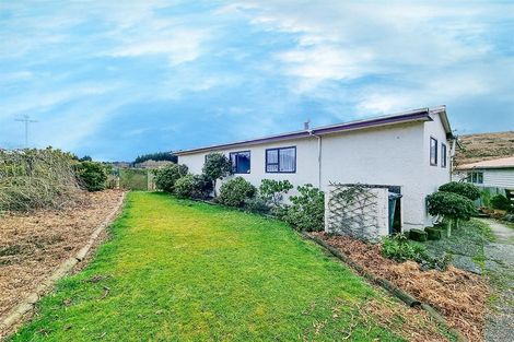 Photo of property in 20 Bard Street, Clinton, 9534