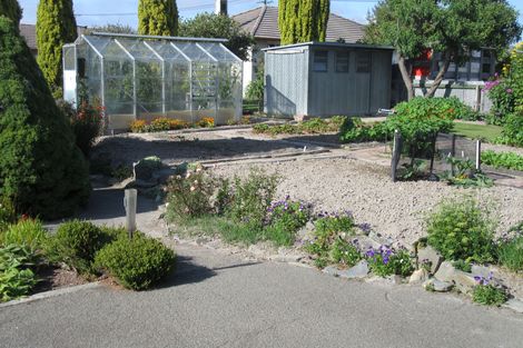 Photo of property in 17a Churchill Place, Waimate, 7924