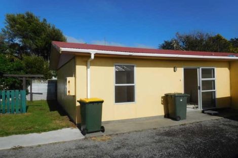 Photo of property in 9a Aubrey Street, Waitara, 4320