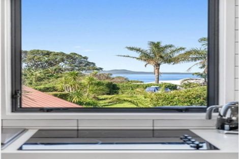 Photo of property in 16a Valley Road, Browns Bay, Auckland, 0630