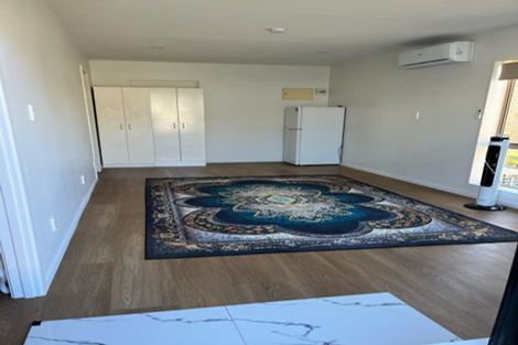 Photo of property in 9 Neesons Way, Glendene, Auckland, 0602