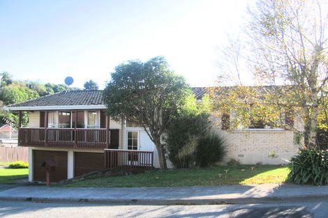 Photo of property in 11 Burdendale Grove, Churton Park, Wellington, 6037