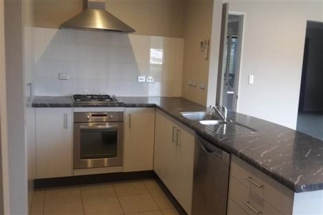 Photo of property in 41 Te Puia Drive, Aotea, Porirua, 5024