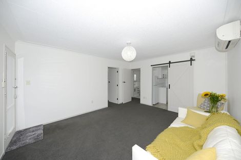 Photo of property in 2/153 Clarence Street, Riccarton, Christchurch, 8011