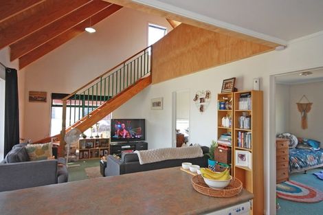 Photo of property in 105 Hampton Road, Whangamata, 3620