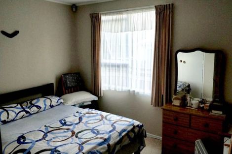 Photo of property in 1/6 Penion Drive, Flat Bush, Auckland, 2023