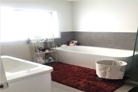 Photo of property in 4 Glide Lane, Whitby, Porirua, 5024