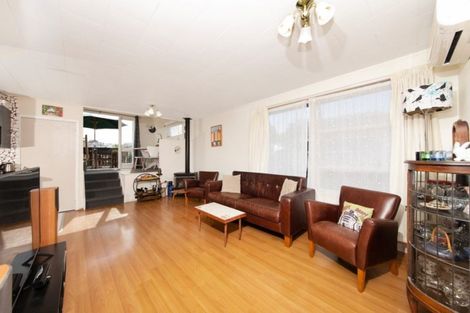 Photo of property in 1/18 Glenvar Road, Torbay, Auckland, 0630