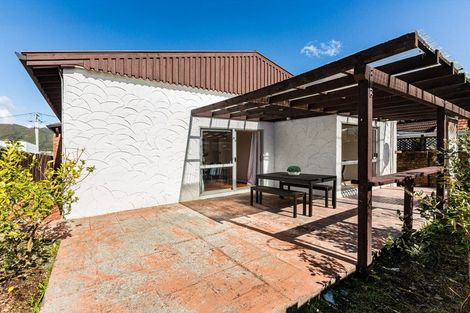 Photo of property in 1/7 Penrose Street, Woburn, Lower Hutt, 5010