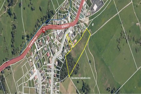 Photo of property in 6 Whaka Street, Maungaturoto, 0520