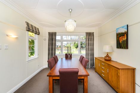 Photo of property in 15 Elmira Avenue, Hokowhitu, Palmerston North, 4410