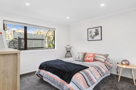 Photo of property in 215 Bay View Road, Saint Clair, Dunedin, 9012