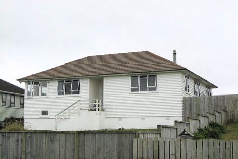 Photo of property in 14 Aotea Street, Welbourn, New Plymouth, 4312