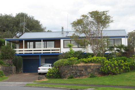 Photo of property in 38 Endeavour Avenue, Welcome Bay, Tauranga, 3112