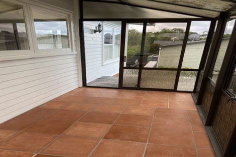 Photo of property in 1/2a Ascot Avenue, Narrow Neck, Auckland, 0624