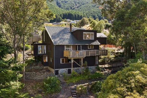 Photo of property in 44 Arawata Terrace, Sunshine Bay, Queenstown, 9300