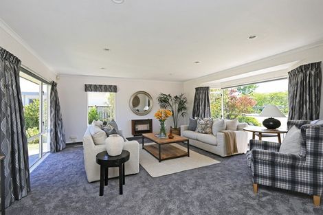 Photo of property in 6 Brompton Drive, Taradale, Napier, 4112