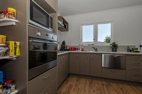 Photo of property in 98 Wood Street, Takaro, Palmerston North, 4410