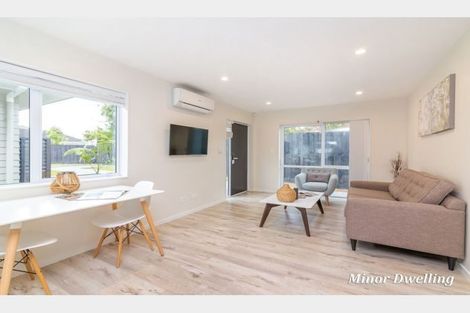 Photo of property in 10 Devon Street, Te Atatu South, Auckland, 0610