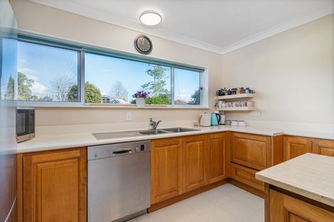 Photo of property in 127 Albert Street, Whitianga, 3510