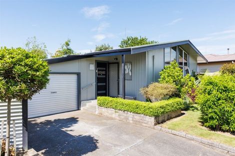 Photo of property in 7 Dampier Avenue, Awapuni, Palmerston North, 4412