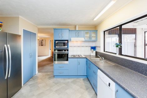 Photo of property in 10 Botanical Road, Takaro, Palmerston North, 4412