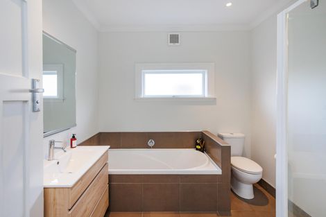 Photo of property in 31 Milverton Avenue, Hokowhitu, Palmerston North, 4410