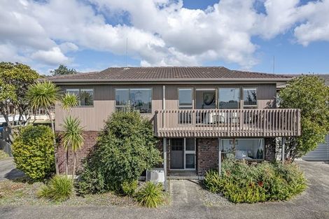 Photo of property in 1/20 Castor Bay Road, Castor Bay, Auckland, 0620