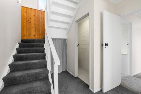 Photo of property in 25 Tobin Place, Richmond Heights, Taupo, 3330