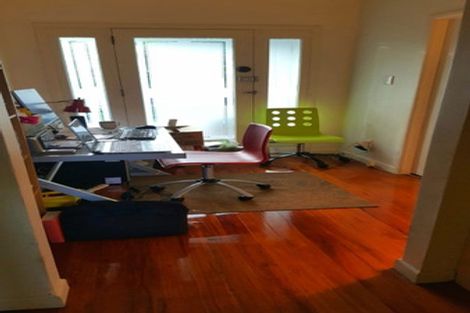 Photo of property in 34 Kashmir Road, Glen Eden, Auckland, 0602