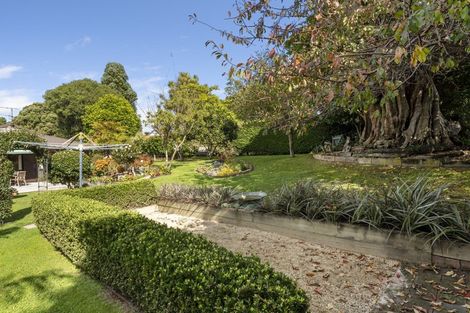 Photo of property in 38 Walton Avenue, Waikanae, 5036