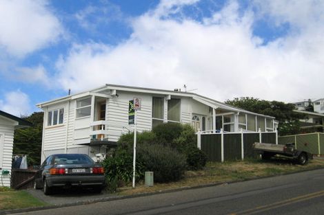 Photo of property in 22 Halifax Street, Kingston, Wellington, 6021