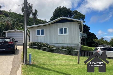 Photo of property in 8 Omokoroa Road, Omokoroa, 3114