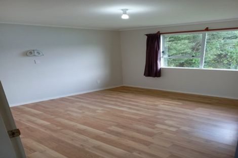 Photo of property in 21 Tiroiti Grove, Stokes Valley, Lower Hutt, 5019