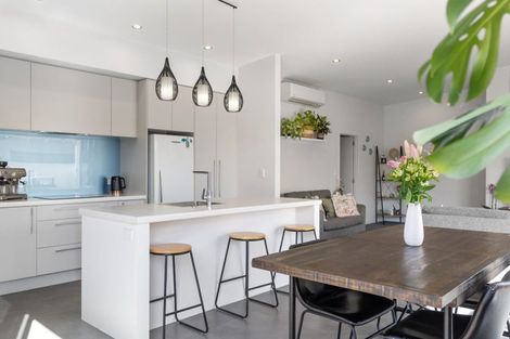 Photo of property in 8 Selliera Place, Papamoa Beach, Papamoa, 3118