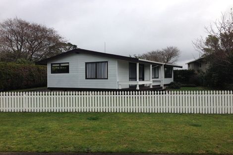 Photo of property in 88 Queens Road, Glen Avon, New Plymouth, 4312