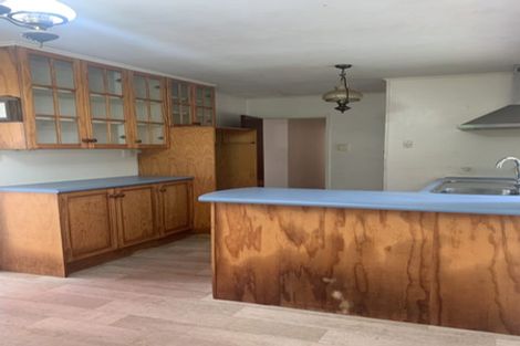 Photo of property in 72 Peach Road, Glenfield, Auckland, 0629