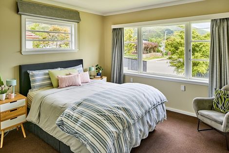 Photo of property in 36 Brasell Street, Fairfield, Lower Hutt, 5011