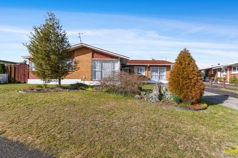 Photo of property in 8 Rameses Place, Pomare, Rotorua, 3015