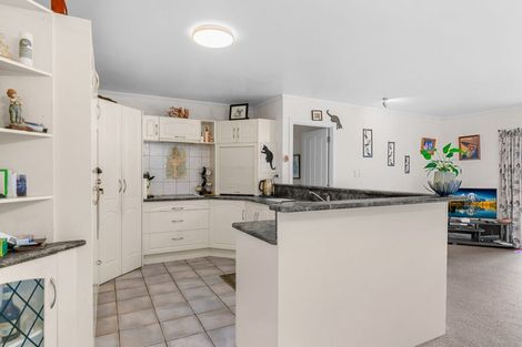 Photo of property in 627 Helmsdale Road, Waipu, 0582