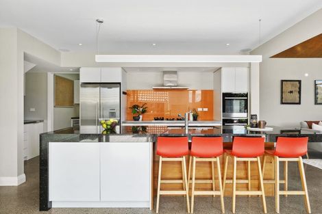 Photo of property in 22 Central Terrace, Kelburn, Wellington, 6012