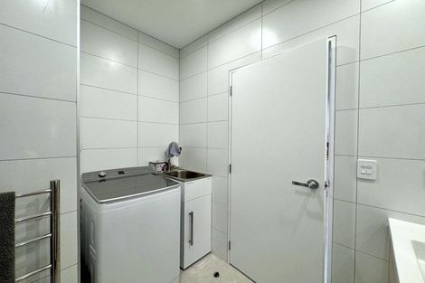 Photo of property in 14 Juniper Drive, Rosehill, Papakura, 2113