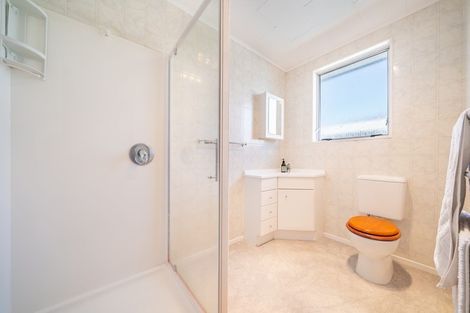 Photo of property in 18 Shanly Street, Brown Owl, Upper Hutt, 5018