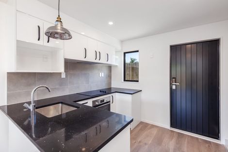 Photo of property in 10/115 Swanson Road, Henderson, Auckland, 0610