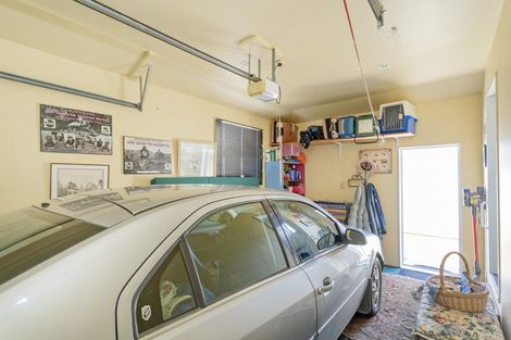 Photo of property in 38 Whitby Avenue, Whitianga, 3510